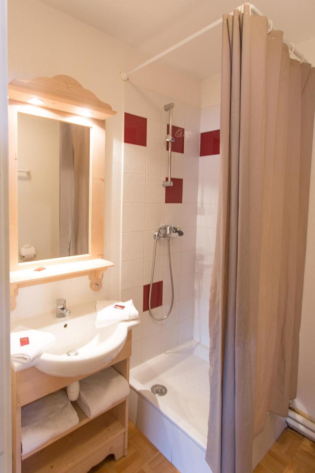 Les Gentianes By Actisource Aparthotel Puy-Saint-Vincent Εξωτερικό φωτογραφία
